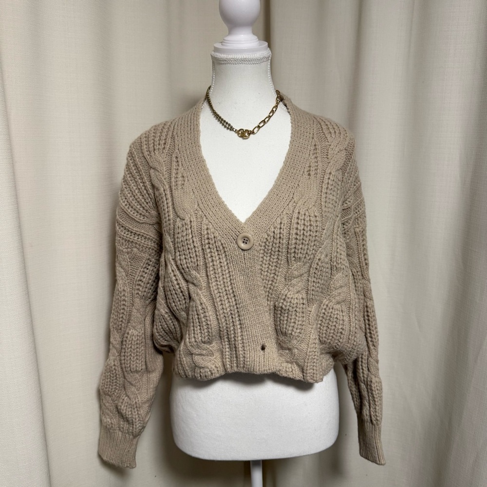 Chunky Knit Beige Cardigan